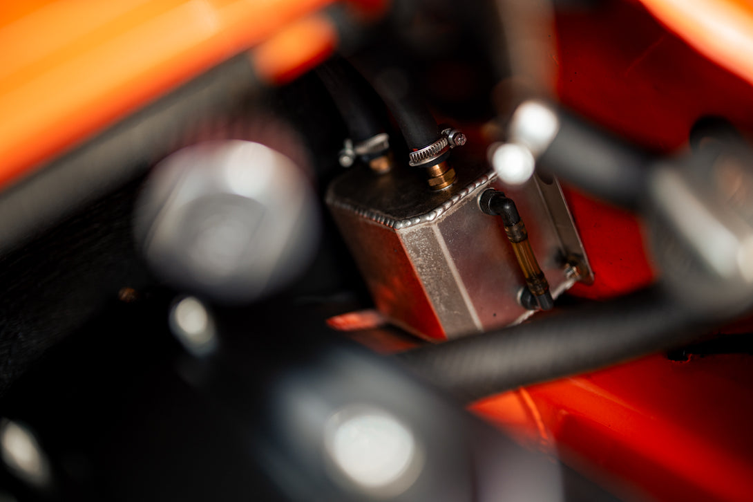 Porsche 911 Carrera 1974 RHD