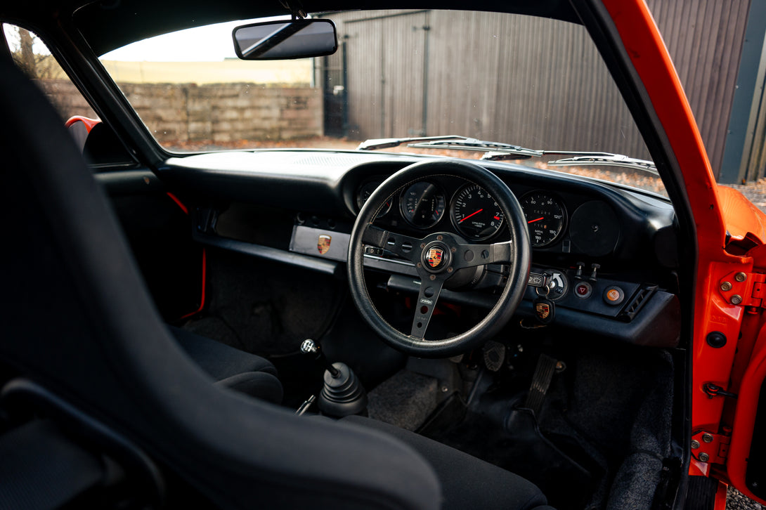 Porsche 911 Carrera 1974 RHD