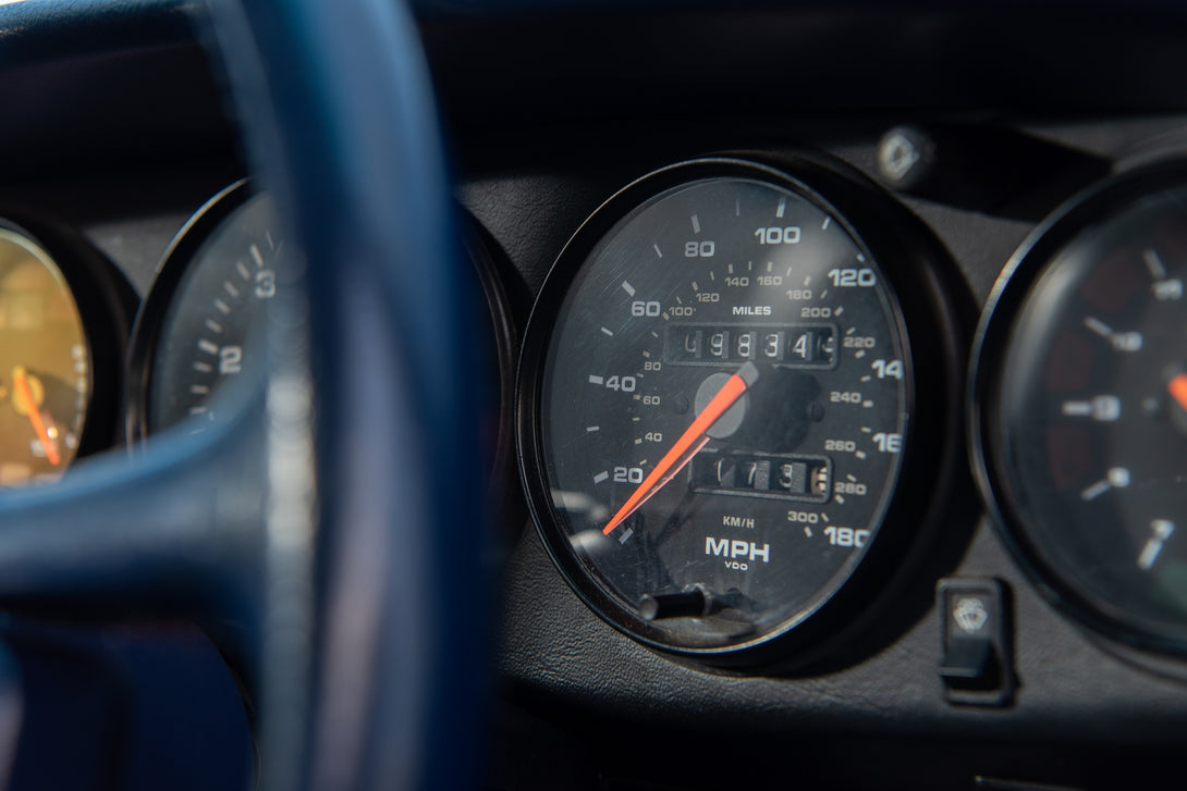 1991 Porsche 911 RHD Carrera 2 Targa
