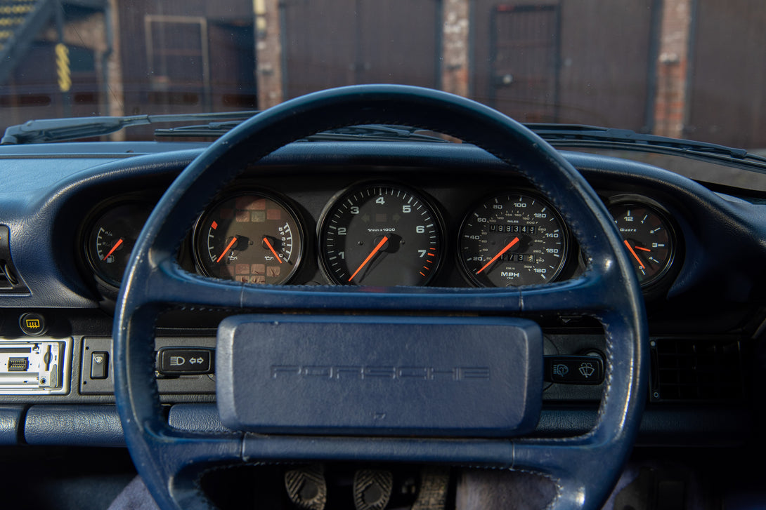 1991 Porsche 911 RHD Carrera 2 Targa